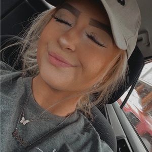 Meet your Posher, Shaylee